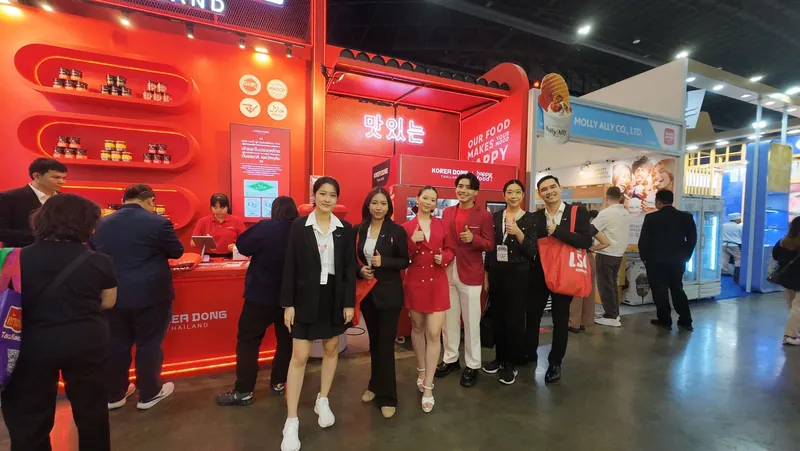 EventLingua multilingual event staff and interpreters at a Bangkok event